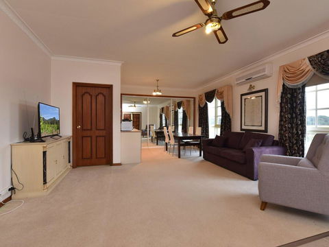 Wine Country Homestead 1br Studio - Tourism Brisbane 3