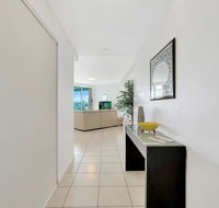 Wings Luxury Apartment Pink Poodle - Tourism Brisbane