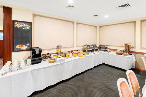 WM Hotel Bankstown - Tourism Brisbane 3