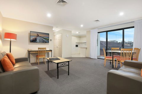 Wollongong Serviced Apartments - Tourism Brisbane 3