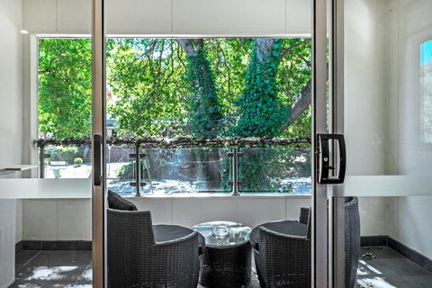 Woody Lifestyle One Bedroom Apartment - Tourism Brisbane 0