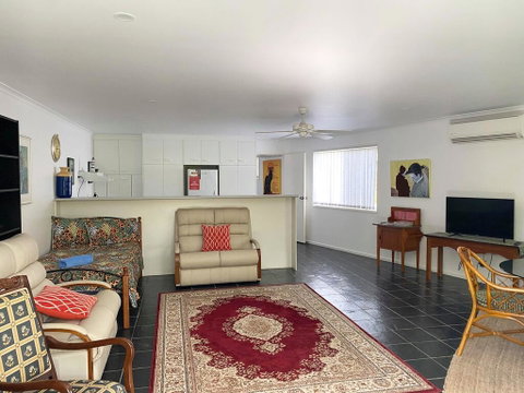Woorim Secluded Palms Villa - Brisbane Tourism 1