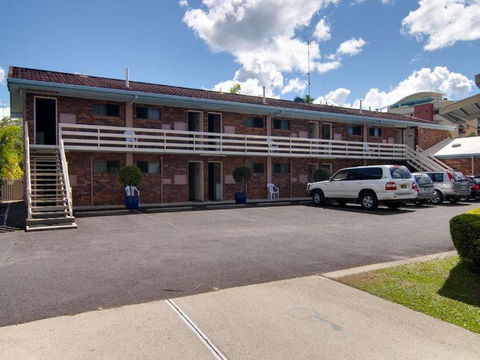 Wunpalm Motel & Holiday Cabins - Tourism Brisbane 2