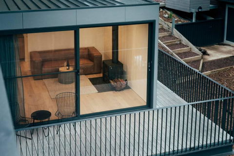 WYE UP - Through The Treetops. Out To The Sea. - Tourism Brisbane 1