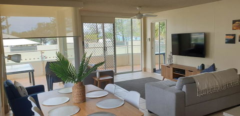 Wyuna Beachfront Holiday Apartments - Tourism Brisbane 1