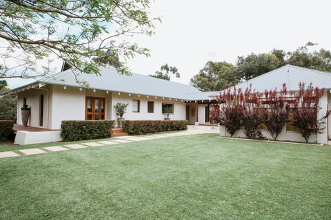 Yallingup Villas - Tourism Brisbane 0