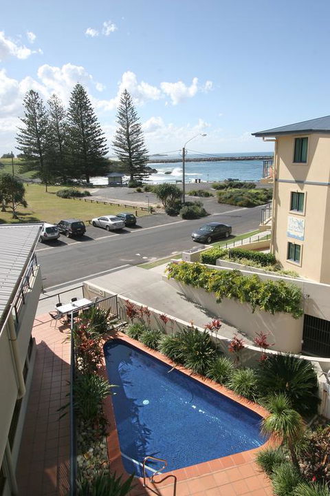 Yamba Beach Motel - Brisbane Tourism 3