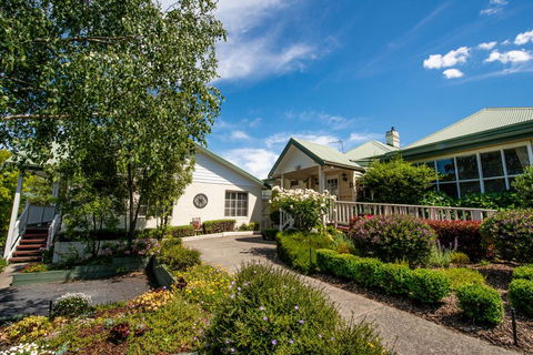 Yarra Gables - Tourism Brisbane 1
