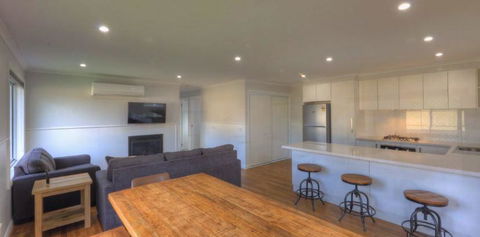 Yarrawonga Holiday Park - Tourism Brisbane 1