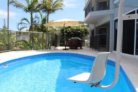 Zaffiro Beach House - Brisbane 4u 1