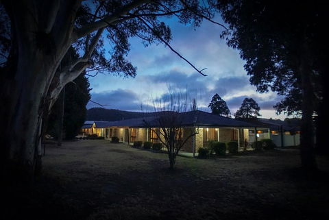 Zig Zag Motel - Tourism Brisbane 3