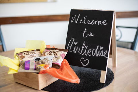 AirliediseNO HillsKitchen5min Walk 2 Ferry TerminalWiFiNetflix - Tourism Brisbane 2