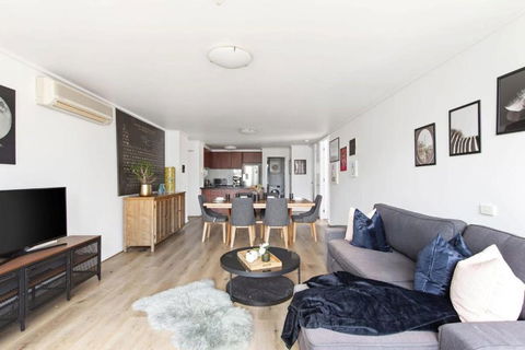 A 3BR Apt Next To Southern Cross FREE Parking - Tourism Brisbane 2