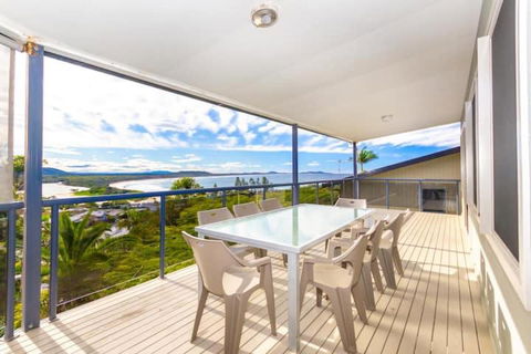 A BIGGER Slice Of Paradise - Brisbane 4u 1