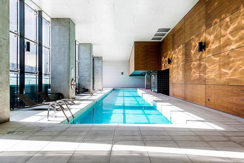 A Chic 2BR Apt City Views Near Southern Cross - Tourism Brisbane 2