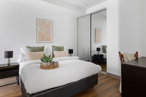 A Chic 2BR Apt Near Melbourne Uni FREE Parking - Brisbane 4u 3
