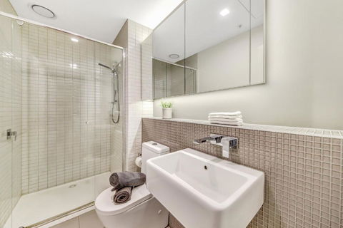 A Chic 2BR Apt Near Southern Cross City Views - Tourism Brisbane 4
