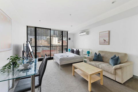 A Chic Studio Only A 4-min Walk To Victoria Market - Tourism Brisbane 0