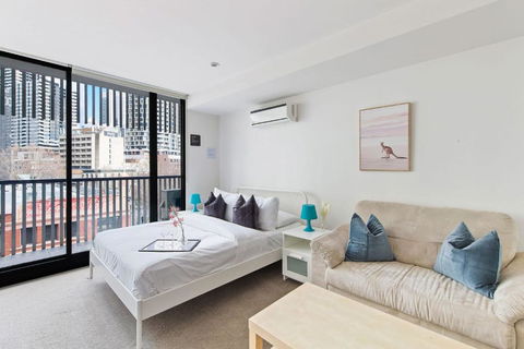 A Chic Studio Only A 4-min Walk To Victoria Market - Tourism Brisbane 3