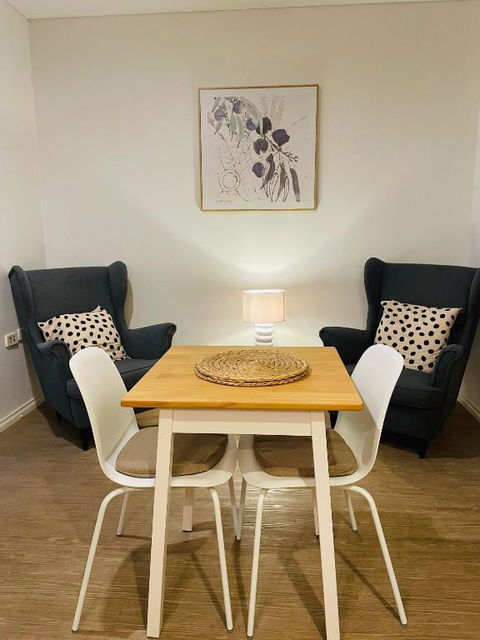A City Oasis - Full Apartment With Balcony - Tourism Brisbane 1