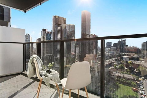 A Cozy Apt With City Views Near Crown Casino - Brisbane Tourism 0