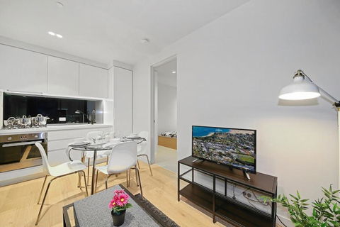 A Cozy & Stylish 2BR Suite In Melbourne CBD - Tourism Brisbane 3