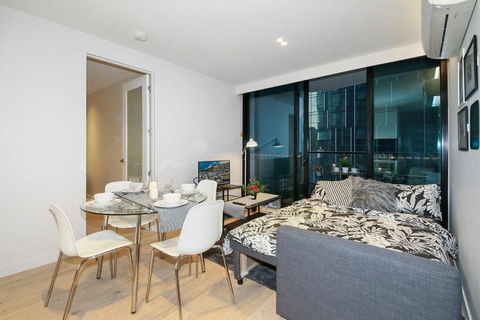 A Cozy & Stylish 2BR Suite In Melbourne CBD - Tourism Brisbane 2