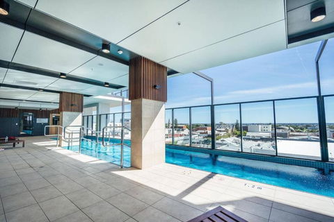A Cut Above The West 3BR Staycation Pool Gym - Tourism Brisbane 4