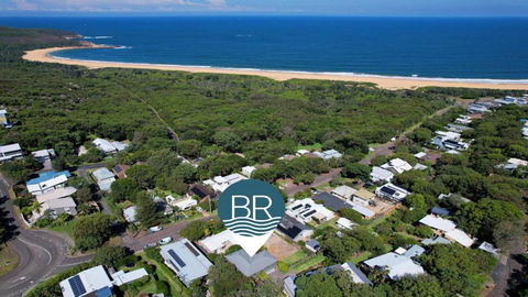A Grand Beach Retreat - Tourism Brisbane 1