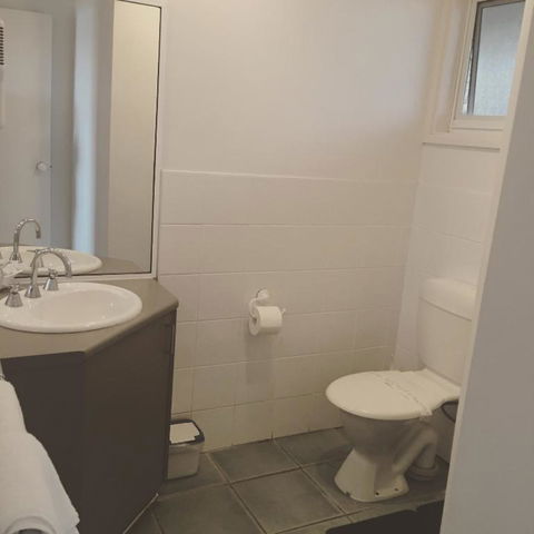 A Great Ocean View Motel - Tourism Brisbane 4