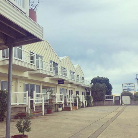 A Great Ocean View Motel - Tourism Brisbane 3