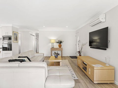 A Homely House 6 Mistral Close - Tourism Brisbane 3