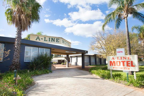 A Line Motel - Tourism Brisbane 0