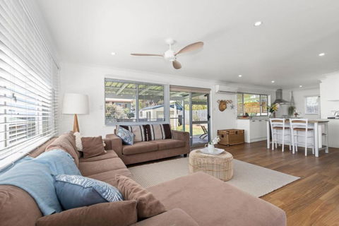 A Little Ocean Breeze - Tourism Brisbane 4