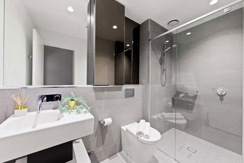 A Lux & Modern Apt Next To Southern Cross Station - Tourism Brisbane 3