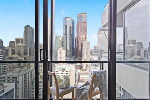 A Modern Apt Near Southern Cross With City Views - Tourism Brisbane 0