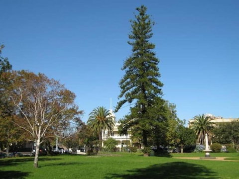 A1 Architectural Sth Melb Home Sleeps 4 Martin - Brisbane Tourism 4