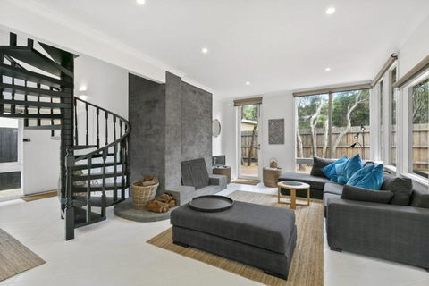 A1 Location By The Sea - Brisbane 4u 1