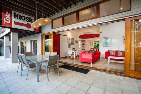 AAA Coke Shack - Brisbane Tourism 0