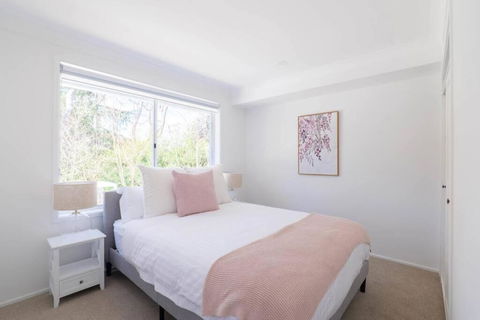 Abbey House - 3BR/sleeps 8 - South Leura - Brisbane Tourism 1