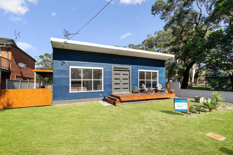 Abode Callala Beach Jervis Bay - 100m To Beach! - Brisbane Tourism 0