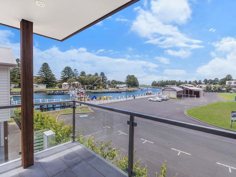 Absolute - Tourism Brisbane 2