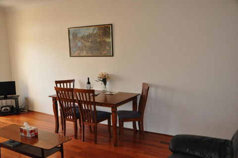 Accommodation Sydney Kogarah 2 Bedroom Apartment With Balcony - Tourism Brisbane 3