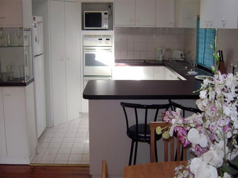 Accommodation Sydney North - Forestville 4 Bedroom 2 Bathroom Pet Friendly House - Tourism Brisbane 0