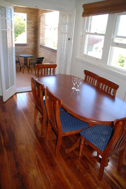 Accommodation Sydney Rockdale - 2 Bedroom Pet Friendly Budget Apartments With Balconies - Brisbane Tourism 0