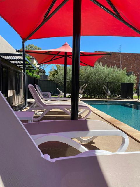 Adelphi Apartments 3 Or 3A - Downstairs 2 Bedroom Or Upstairs King Studio With Balcony - Brisbane Tourism 1