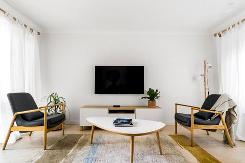 A Perfect Stay - Baby Blue - Brisbane Tourism 2