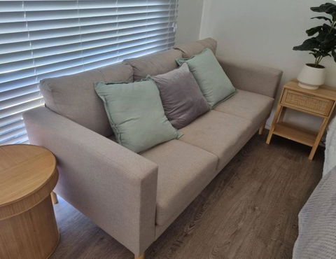 A Comfortable And Quiet 2bedroom House And A 1bedroom Bungalow - Brisbane Tourism 4