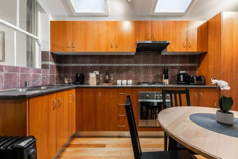 A Carlton Classic - Quaint Inner-City Getaway - Tourism Brisbane 2