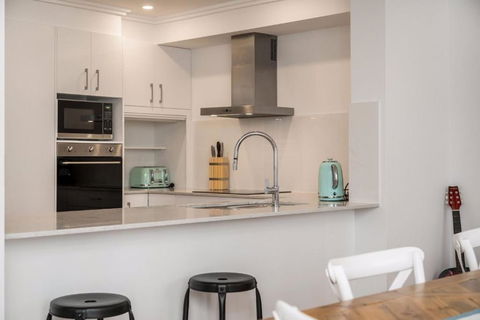 A Perfect Stay - Ocean Walk - Tourism Brisbane 3